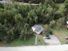 Отель La Frontera Bed & Breakfast, Valle Cochamó  Кочамо